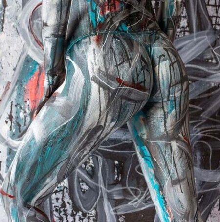 Paintings and girls in body paint in the Mission – Thrillist