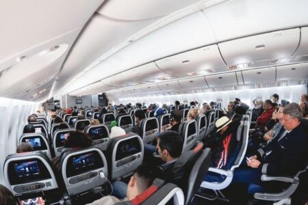 Passengers sing national anthem, chant ‘USA’ on flight from San Francisco to Washington, DC – ABC7 San Francisco