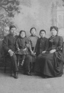 The 8-Year-Old Chinese American Girl Who Helped Desegregate Schools—in 1885 – History.com