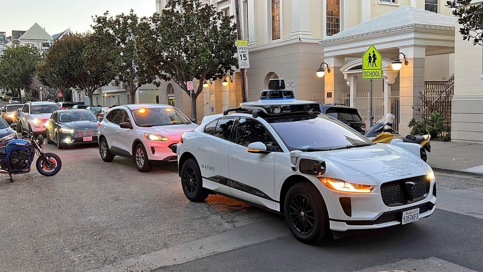 Waymo detour leaves San Francisco tourist temporarily stuck inside parking garage with other robotaxis – ABC7 San Francisco