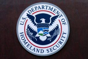 Judge blocks DHS from ending temporary legal status for 1.1M Venezuelans and Haitians – PBS