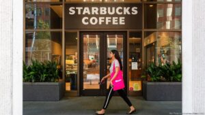 Starbucks set to close seven stores in San Francisco – CNN