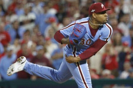 New York Mets Acquire Workhorse Relief Pitcher in Trade With San Francisco Giants – Sports Illustrated