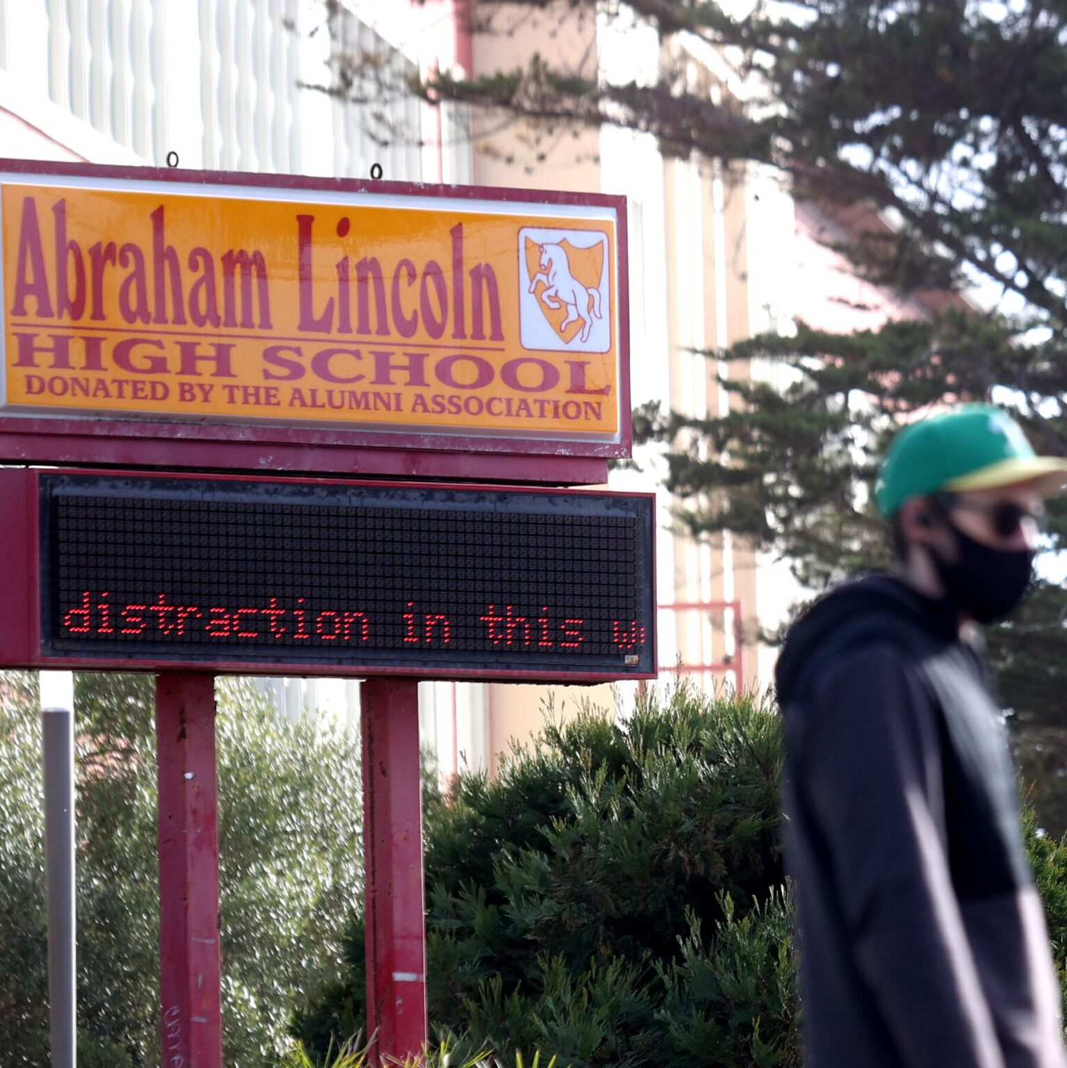 San Francisco to remove Washington, Lincoln and Feinstein from school names – CBS News
