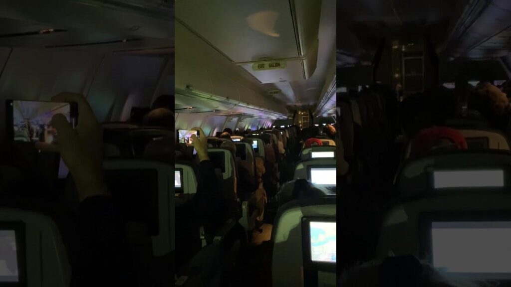 Passengers Join Voices in Powerful National Anthem and ‘USA’ Chants on Flight from San Francisco to Washington, DC Passengers sing national anthem, chant ‘USA’ on flight from San Francisco to Washington, DC – ABC7 Los Angeles