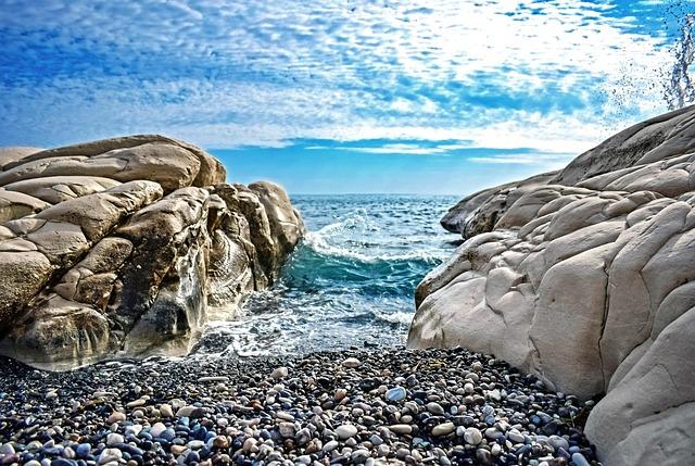 Governor Newsom Warns: Immediate Lawsuit if Troops Are Sent into San Francisco Governor Newsom to Trump: We’re suing immediately if you send troops into San Francisco – California State Portal | CA.gov