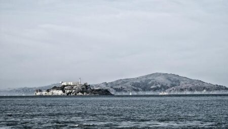 San Francisco’s Golden City Battles Dirt, Crime, and Needles — Hopes Soar for Revival at APEC Summit Golden City tarnished by dirt, crime and needles: San Francisco looks to Apec summit for revival – The Straits Times