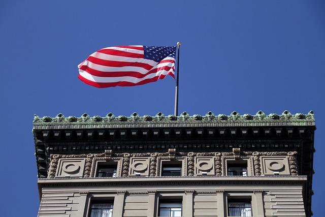 US Bank Launches Foreclosure Proceedings on Iconic One Union Square in San Francisco US Bank moves to foreclose on One Union Square in San Francisco – The Real Deal