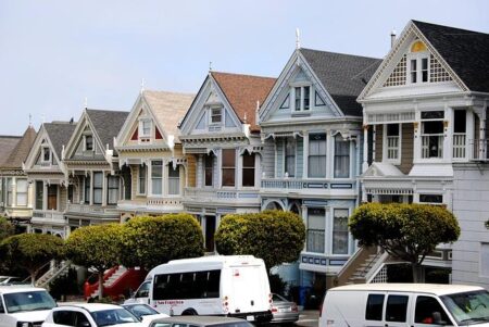 ‘Absolutely bananas’: San Francisco homes sell for $1m above asking price amid AI boom – The Guardian